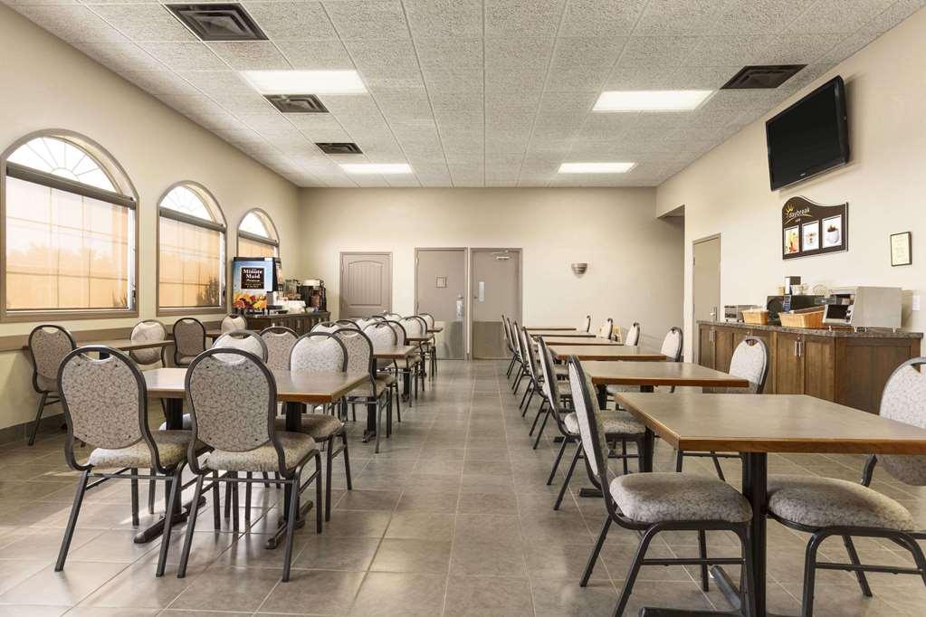 Coast Swift Current Hotel Ngoại thất bức ảnh
